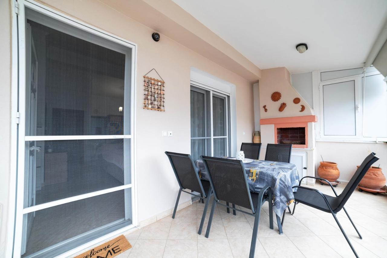 Porto Ofrynio Central Deluxe Golden Apartment Ofrínion 외부 사진