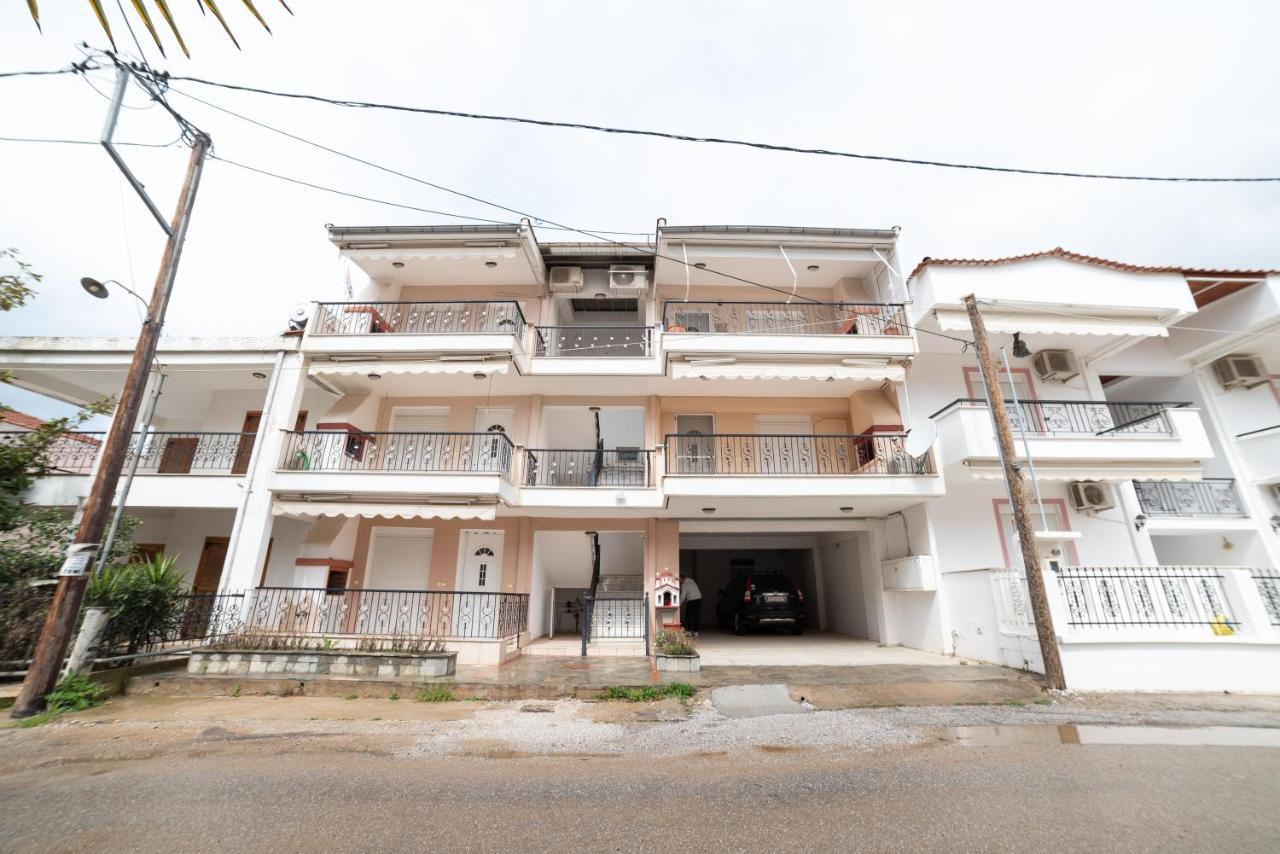 Porto Ofrynio Central Deluxe Golden Apartment Ofrínion 외부 사진